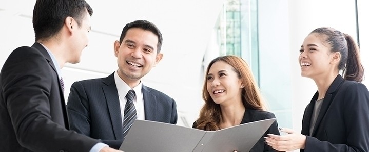 MLRe_reinsurance_services_05 image of Reinsurance Services